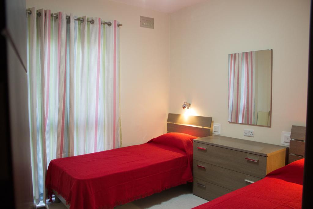 Apartment Triq Is-Silla Marsaskala Room photo